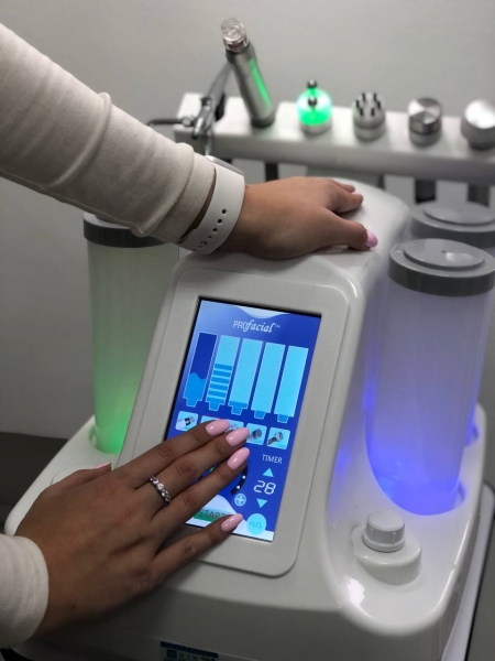 Обучение на аппарате. Обучение на аппарате. St60 chison. Аппаратная косметология микротоки. Обучение на аппарате.